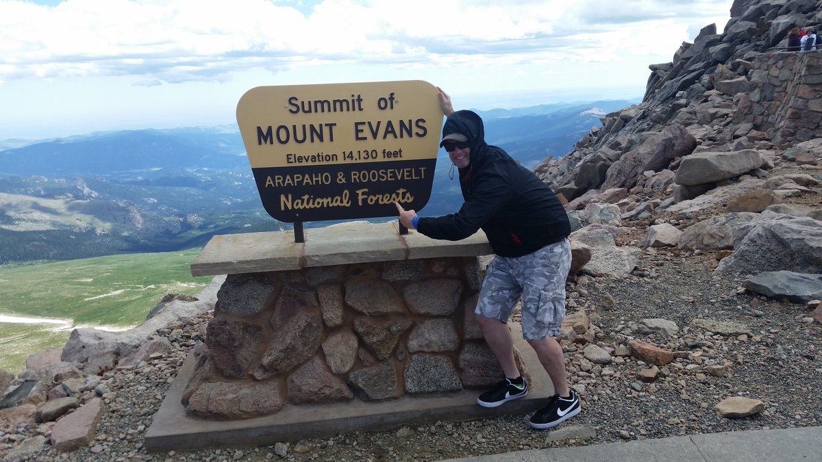 lukeebenn's tweet photo. Headed to the top of Mt Evans today! #instcon https://t.co/woEsoFLTOx