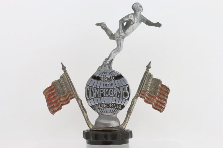 Turner_Auctions's tweet photo. On 7/12 Gavels &amp; Paddles featured the Sy and Ronnie Margolis Collection of Car Mascots. Sale: 7/24 at 11:30 am PDT. https://t.co/kD9VeBJM5Z