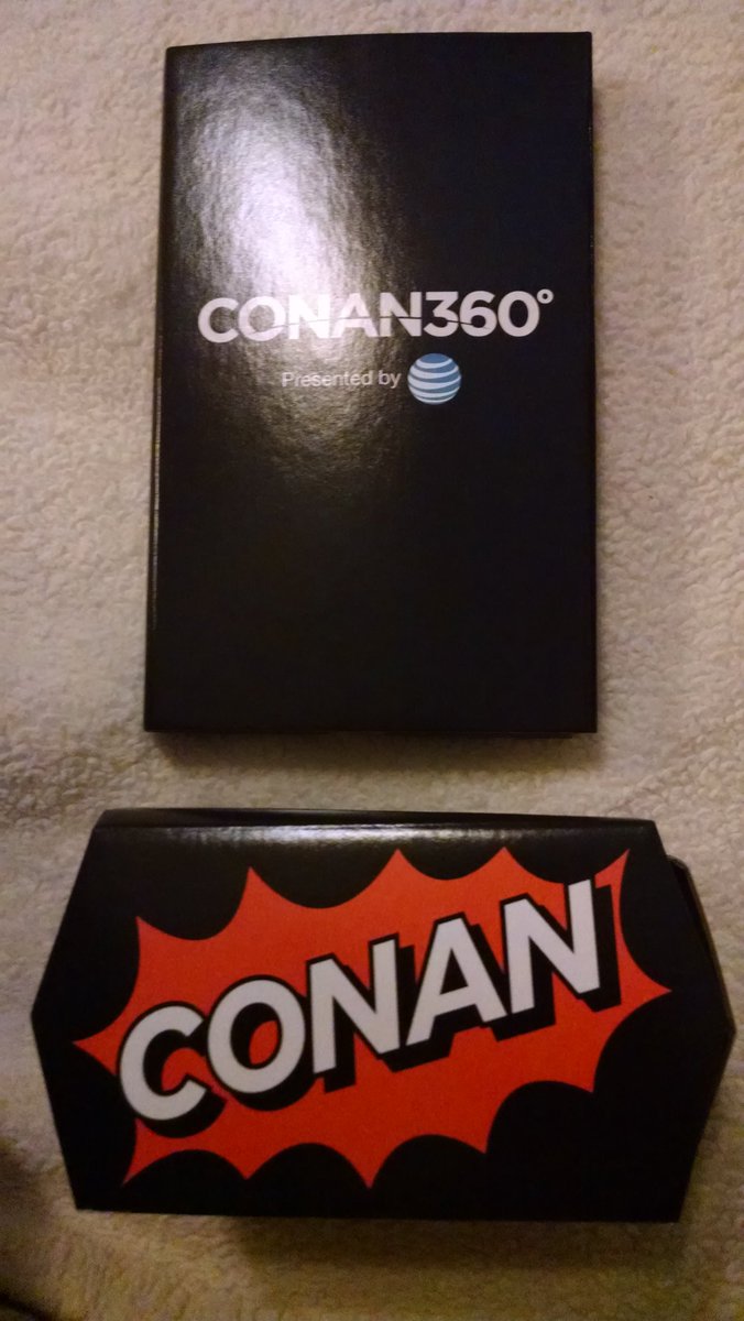 drewfrancisco's tweet photo. @TeamCoco got my #conancon #conan360 vr set! Thank you! https://t.co/nakATDbLYX