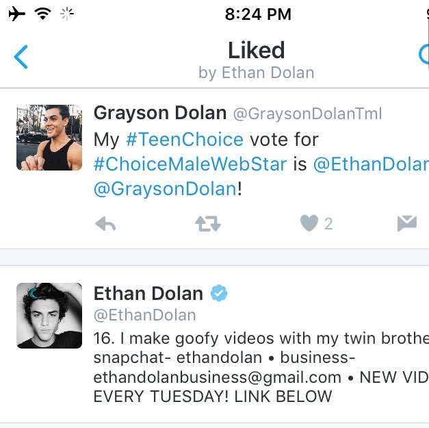 GraysonDolanTml's tweet photo. I see you :)) @EthanDolan https://t.co/Yl1z2oFSc4