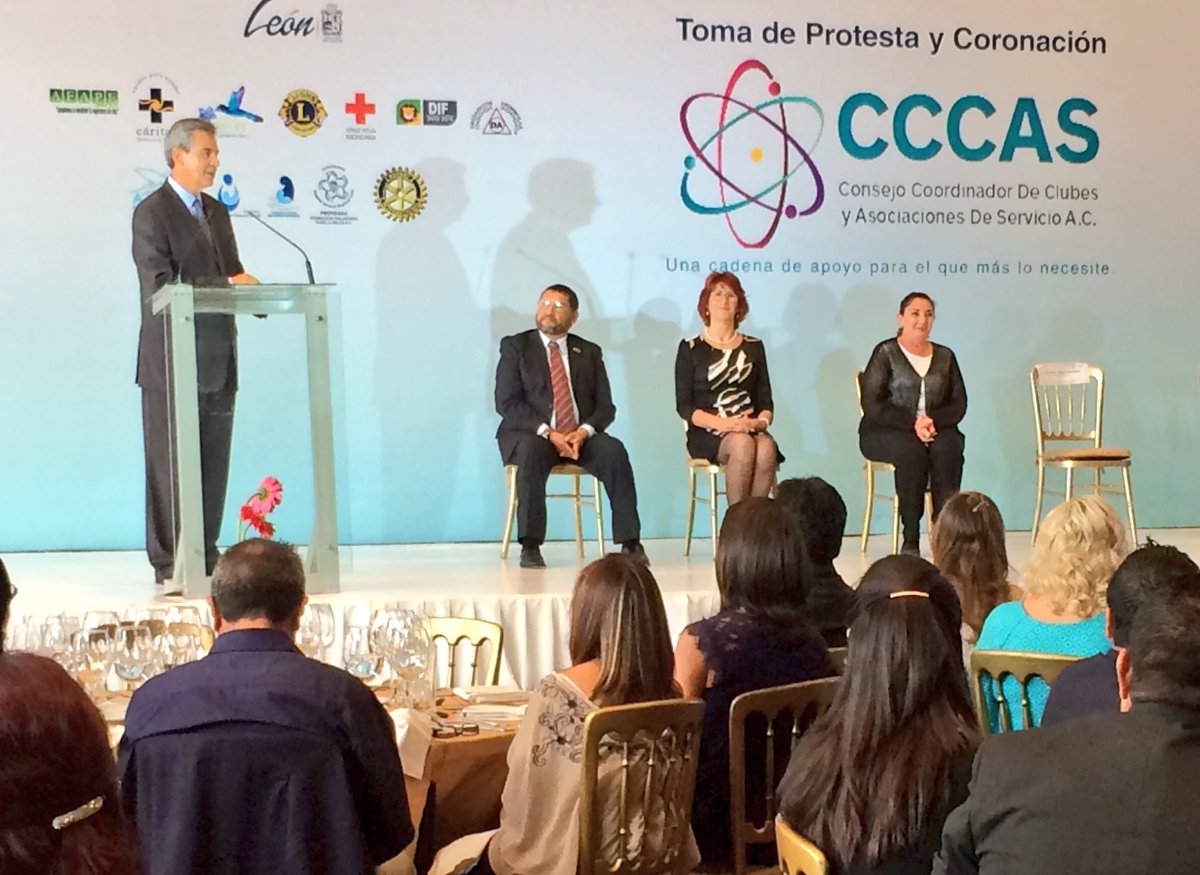 leon_dsocial's tweet photo. #LeónAvanza con instituciones comprometidas por quienes menos tienen, como #CCCAS que hoy renueva su mesa directiva https://t.co/2dEPTqPRqM