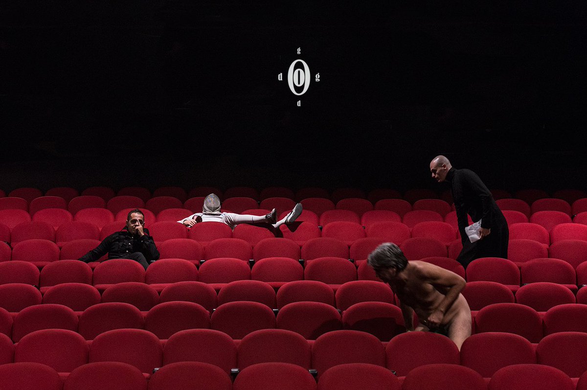 WorldDogProject's tweet image. Quick. Everyone get to your seats. The show is about to start. #Worlddogproject #Experimental #music #folk #greek