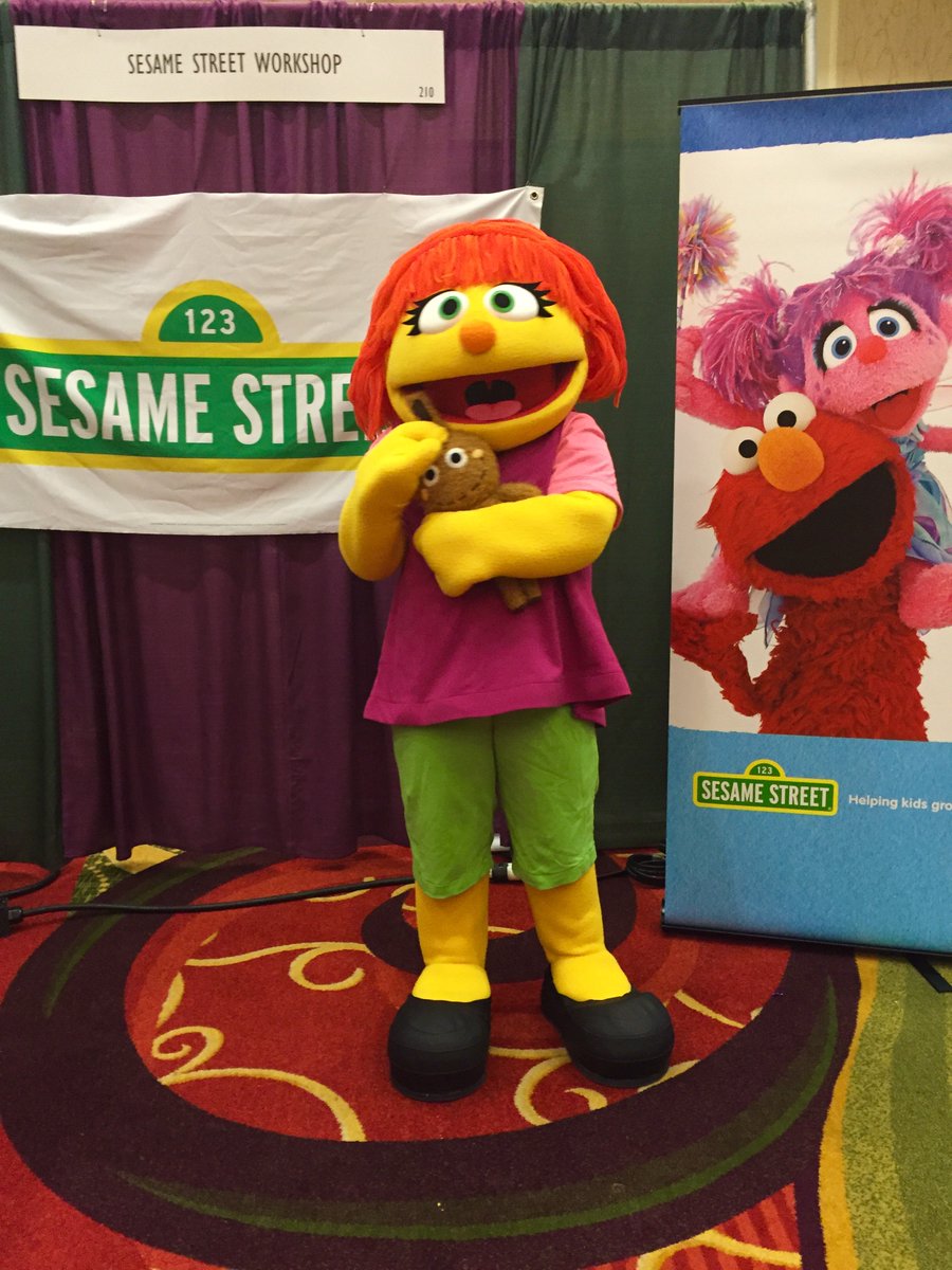 SesameWorkshop's tweet photo. ICYMI: Julia made her first walk-around appearance @AutismSociety's annual conference! #ASCon2016 #SeeAmazing https://t.co/tAA2KekZOK