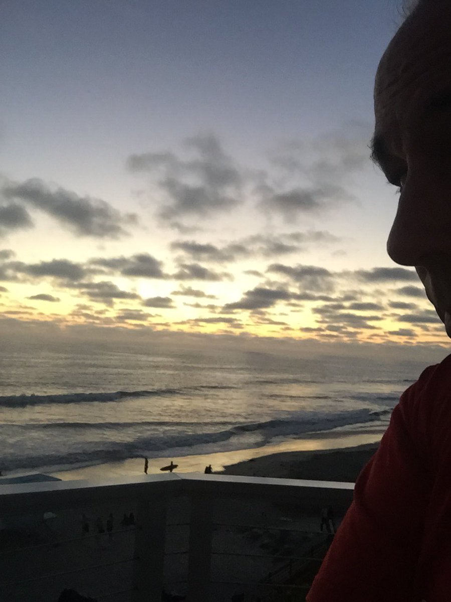 dalehauskins's tweet photo. #Californian #ocmusicians #musiker #losangelesmusician #guitarist #musician Dale in #LagunaBeach #OC #California https://t.co/2OZ8LQ2zO7