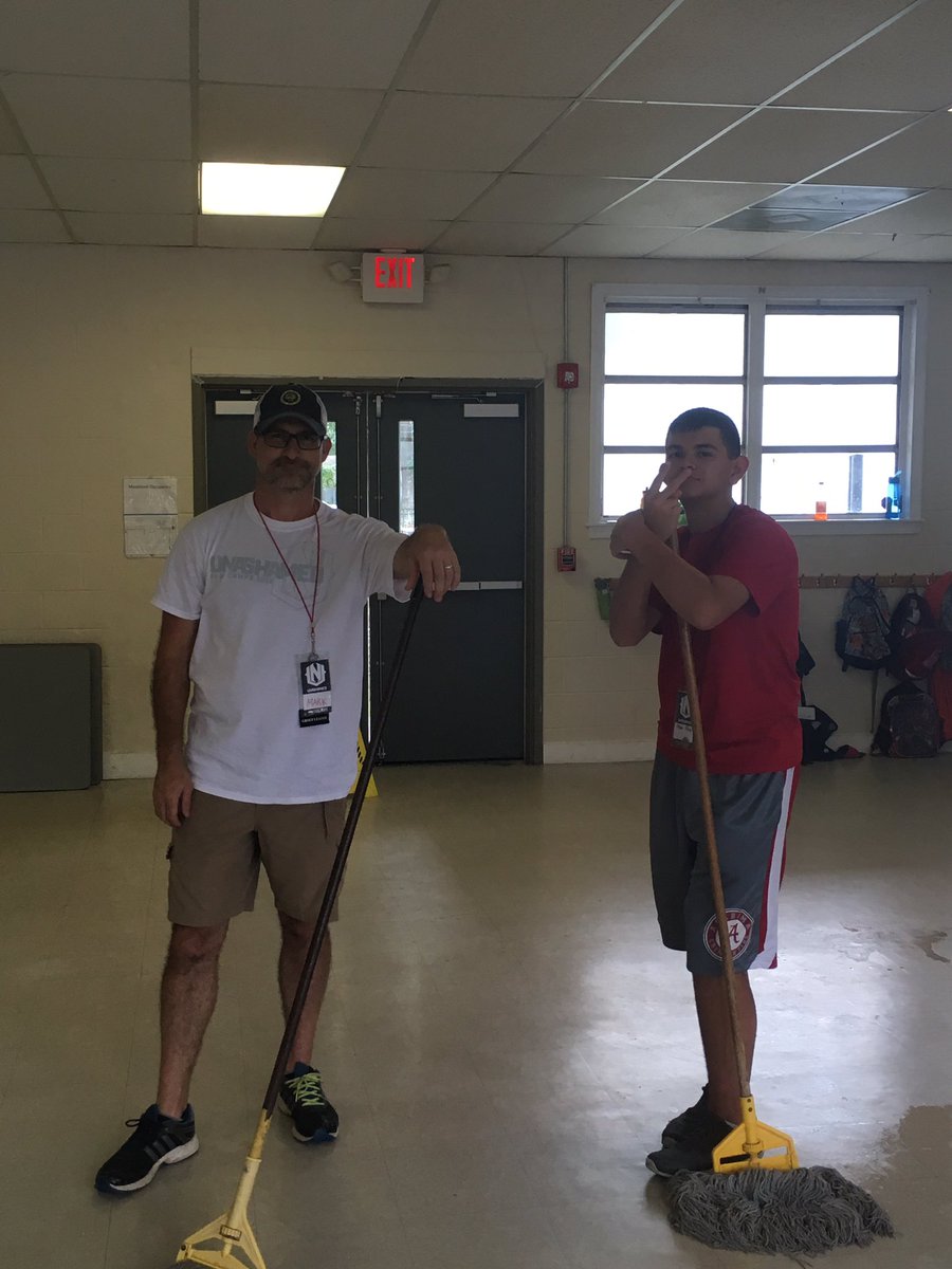 ipreacha's tweet image. Mopping.  Somebody has to do it.  #fugecsu16