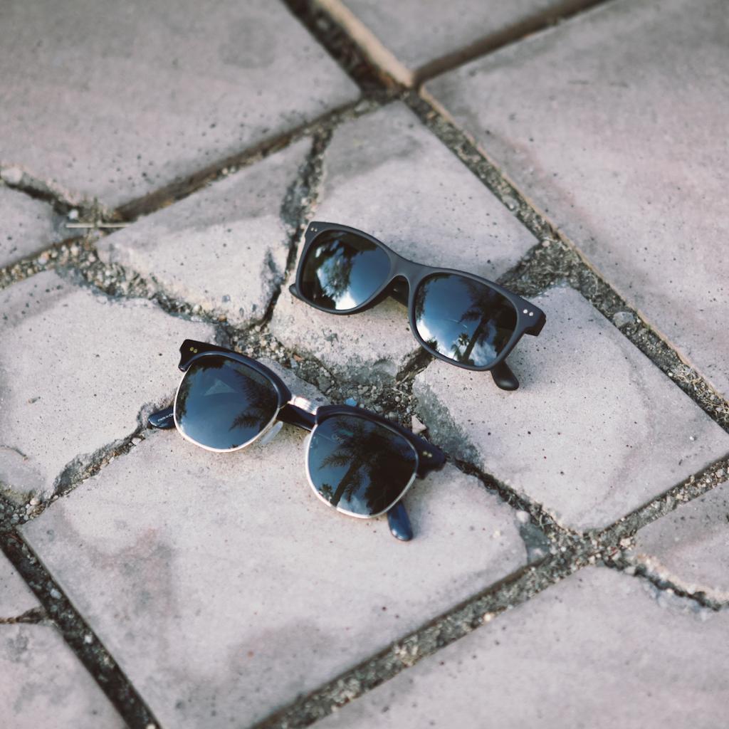 TOMS's tweet image. With every pair of #TOMSeyewear you purchase, we will help give sight to a person in need. toms.sh/29W4Rz4