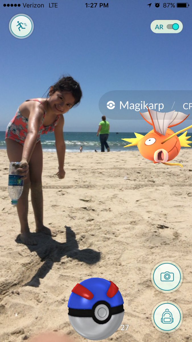 LaKickz4Life's tweet image. @_PokemonGoLA @PokemonGoNews got me a magikarp at the beach, 100 more to go for a Gayrados #PokemonGO