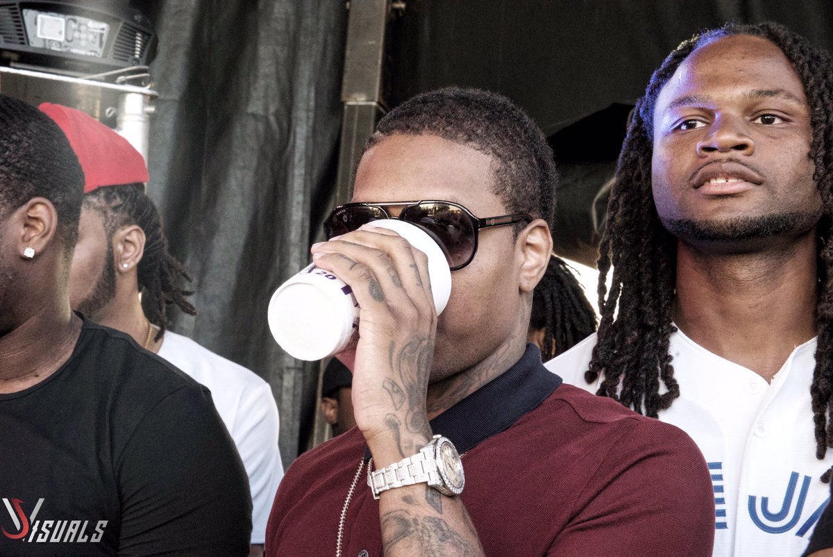 Jvisuals312's tweet photo. @lildurk shows up to #CrazeFest S/O @DJ_Bandz & @kingdthang for coming out ๐๐พ๐๐พ https://t.co/VFLY2tvcC8