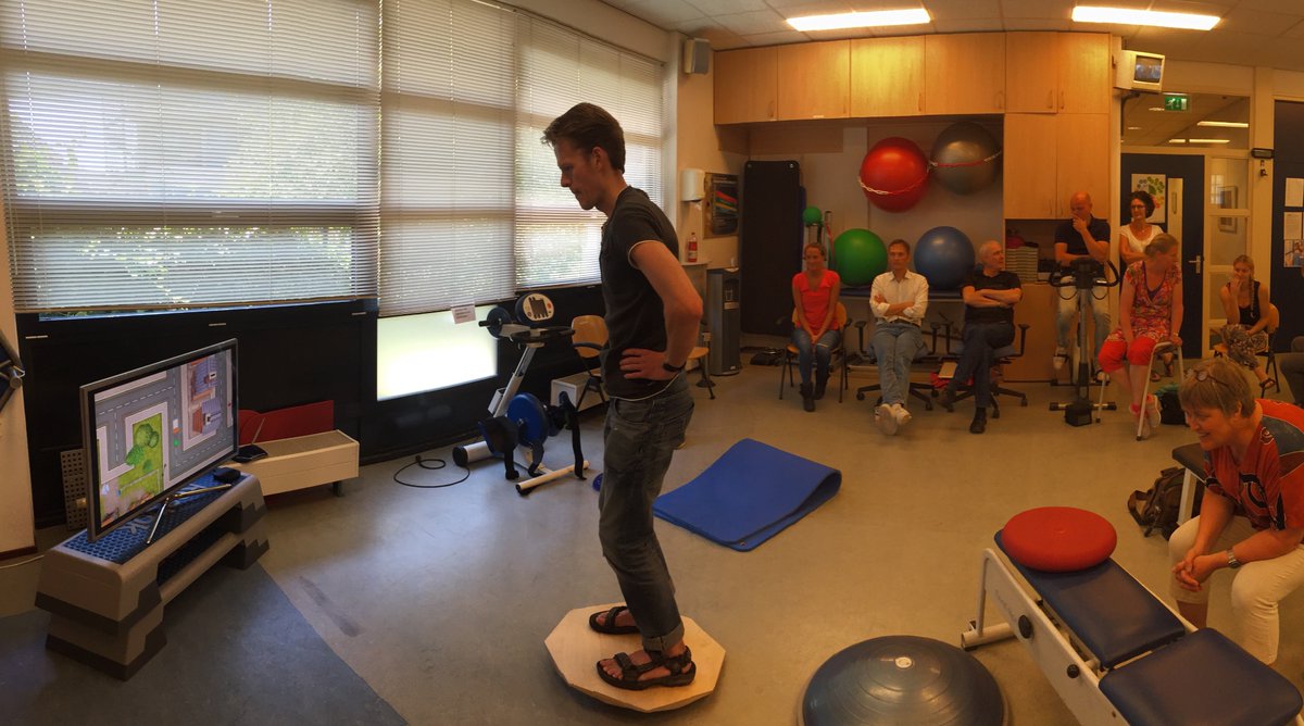 Jajajoris1's tweet photo. #SeriousGame sessie @GCKersenboogerd met @Big_Bang_Studio Cool om zorg beter, leuker én kosteneffectief te maken! https://t.co/ma3DpTmFHb