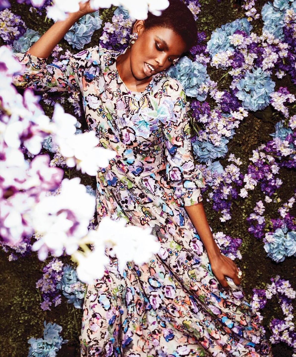 cri_dernier's tweet photo. Amilna // Harper's Bazaar US - In Bloom // @harpersbazaarus // See this beautiful story in full on Facebook // https://t.co/92wcNLZaHF