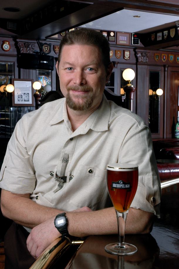 hamiltonstavern's tweet image. Drink beers with @boontbrewer tomorrow 5-7 pm before @DrinkAbout #Getonthebus Scot Blair is stoked about this. 🍻🍻