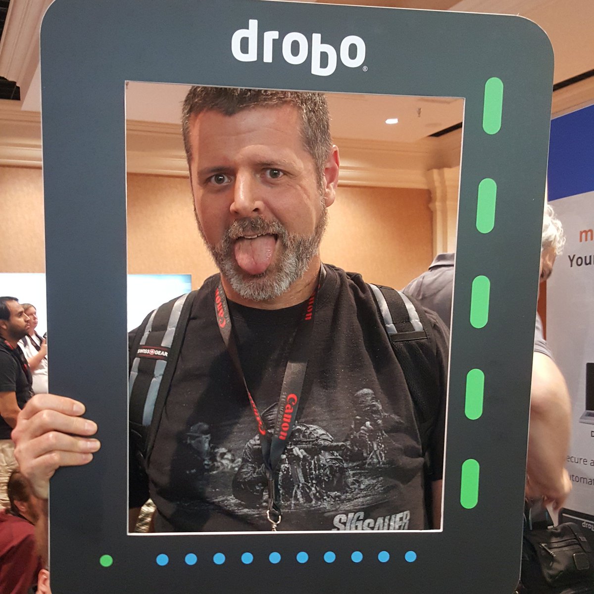 JoeRotruck's tweet photo. Need a @drobo 5N #EasyWithDrobo https://t.co/c6QA0qzDI0
