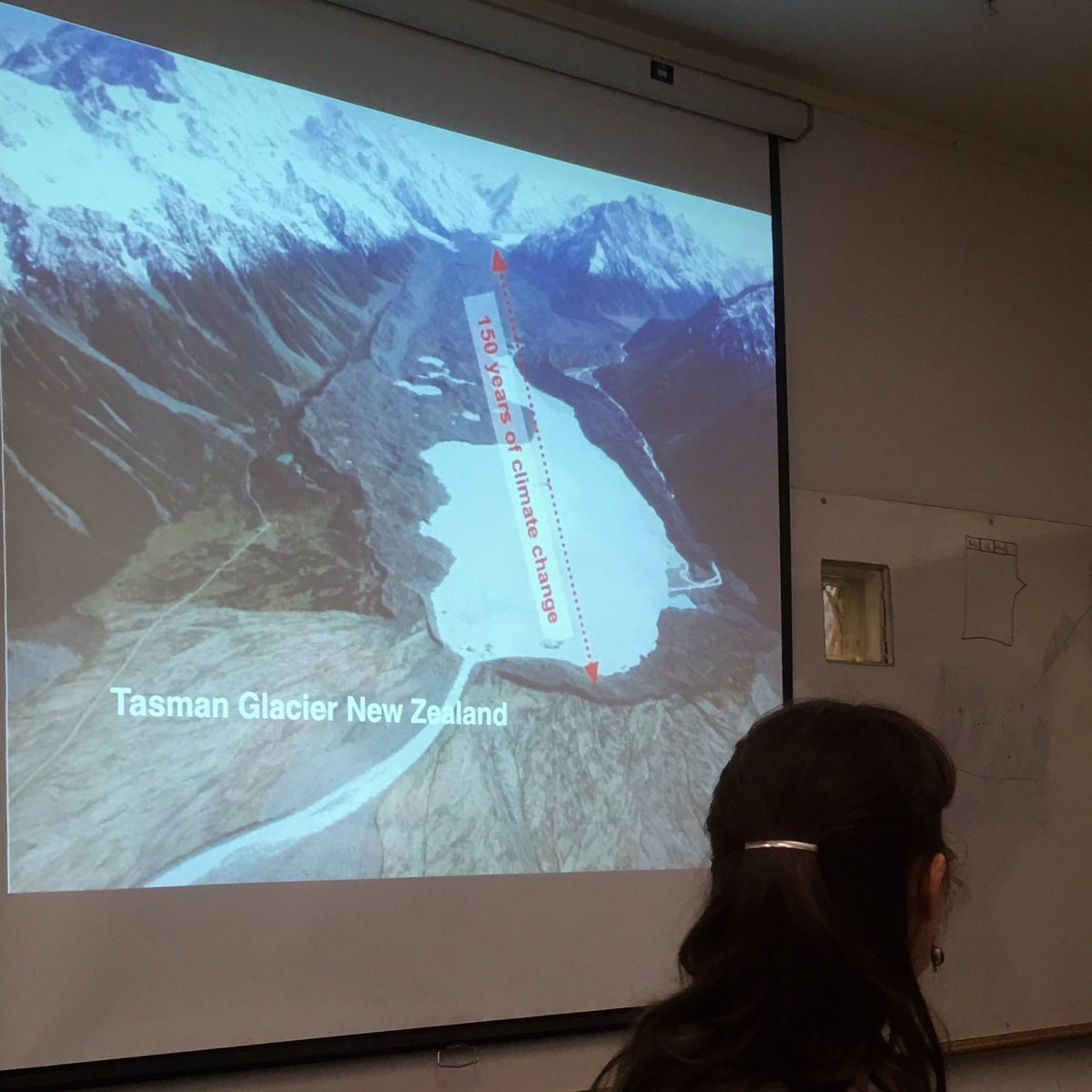 mark_mcguire's tweet photo. Hearing abut @climatekit, @ZERO1_ART, the the receding Tasman Glacier from Beth Ferguson in DESN304 #SoundOfDunedin. https://t.co/sSstekds1L