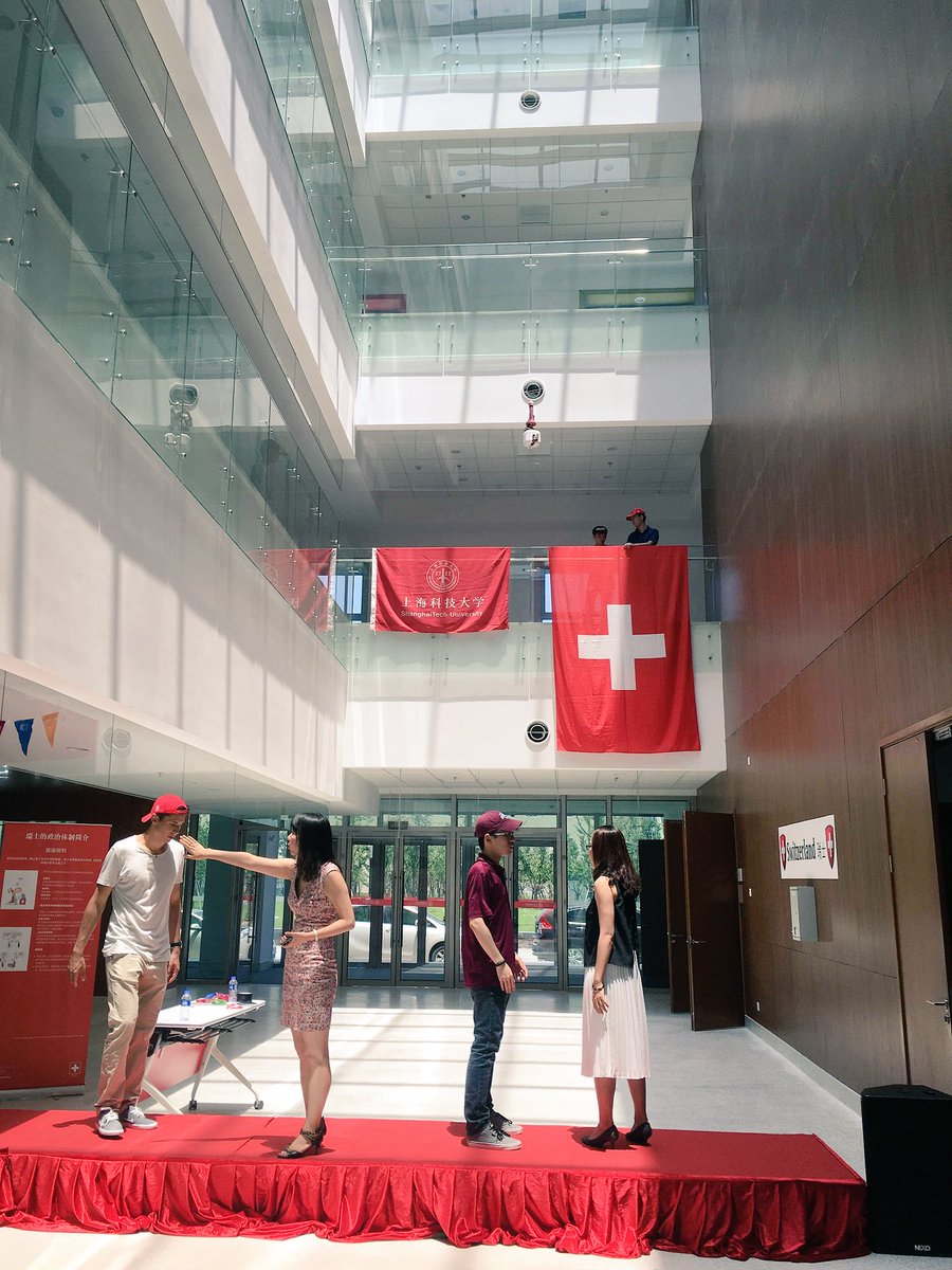 swissnexChina's tweet image. getting ready for #Swissday #ShanghaiTech #university 🇨🇭🇨🇭🇨🇭👏👏👏