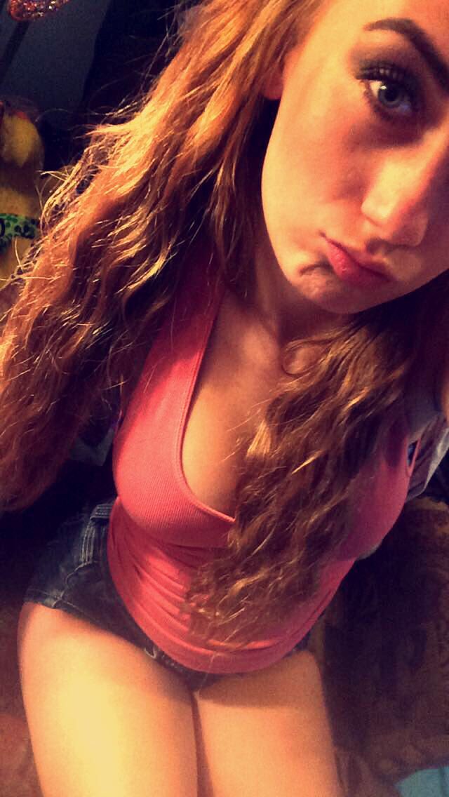 I hate waiting on people. 😤😒