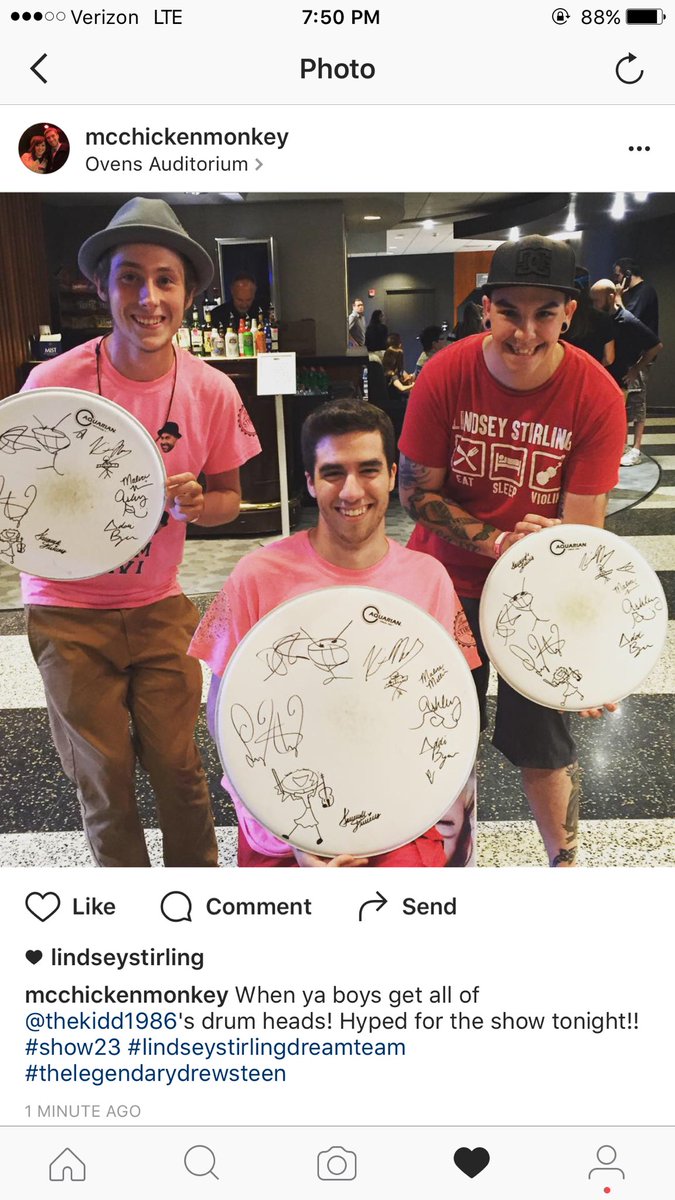 McChickenMonkey's tweet image. When Lindsey is your only friend 😀 #firstlike