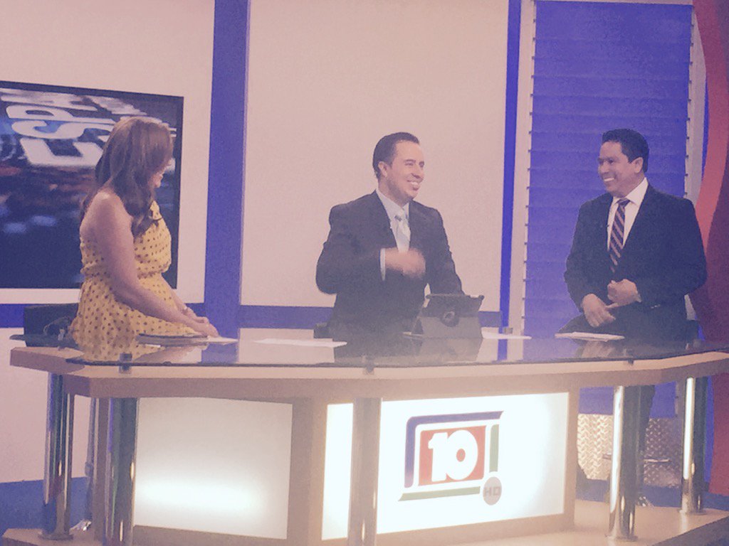 NeuroDgo's tweet image. Gracias @veronicaTV10 @jperezarellano por el espacio para compartir con sus televidentes los avances en salud