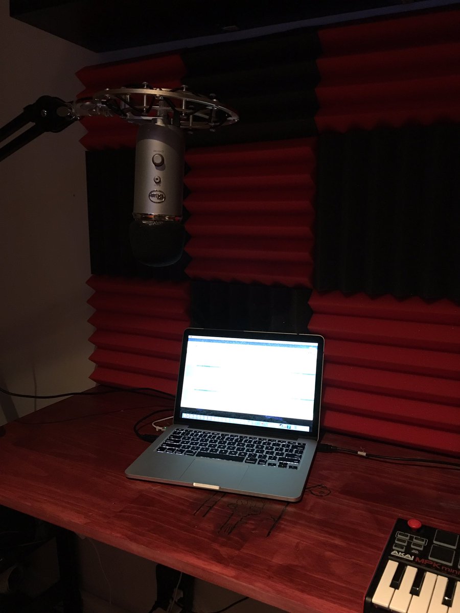 BobbertF's tweet photo. @ZombiesPodcast the #ZAMP Command Center is coming along nicely! https://t.co/OTaZgLjW11