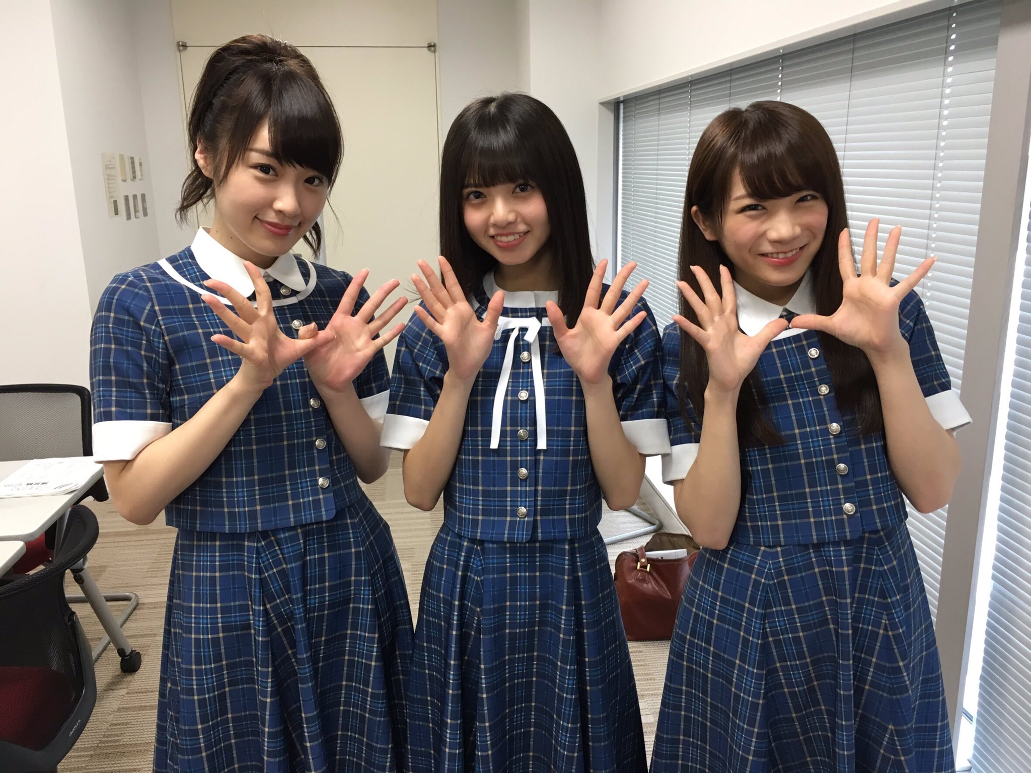 齋藤飛鳥　秋元真夏　乃木コレSR 乃木坂工事中」秋元真夏＆齋藤飛鳥の卒業記念盤を発売