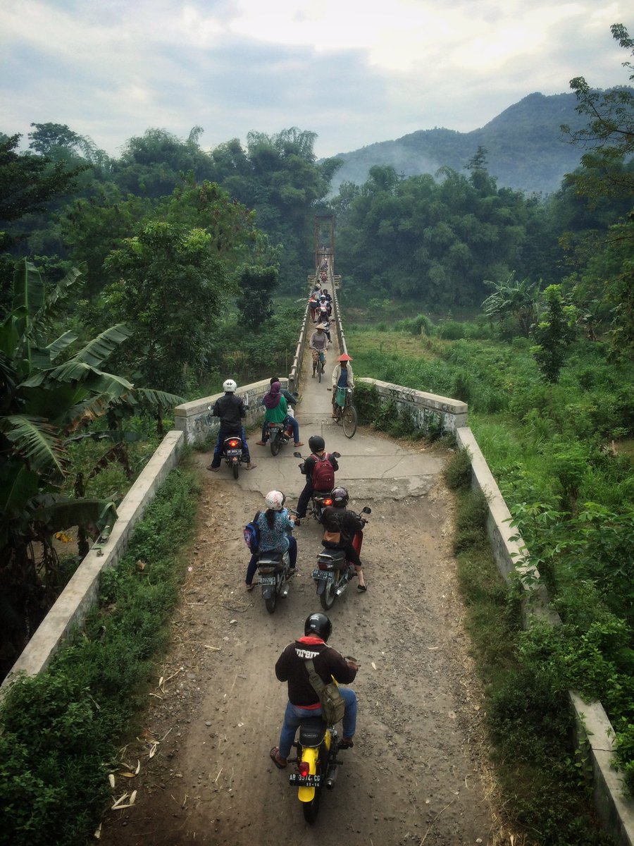 📷 | <a href="/ikalkeriting/">Ardian</a>: Jembatan pundong