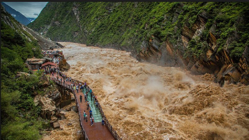 internetheat's tweet photo. Torrent of Yunnan Tiger Leaping Gorge. #Torrent #TigerLeapingGorge #China https://t.co/N4S53tnsQd