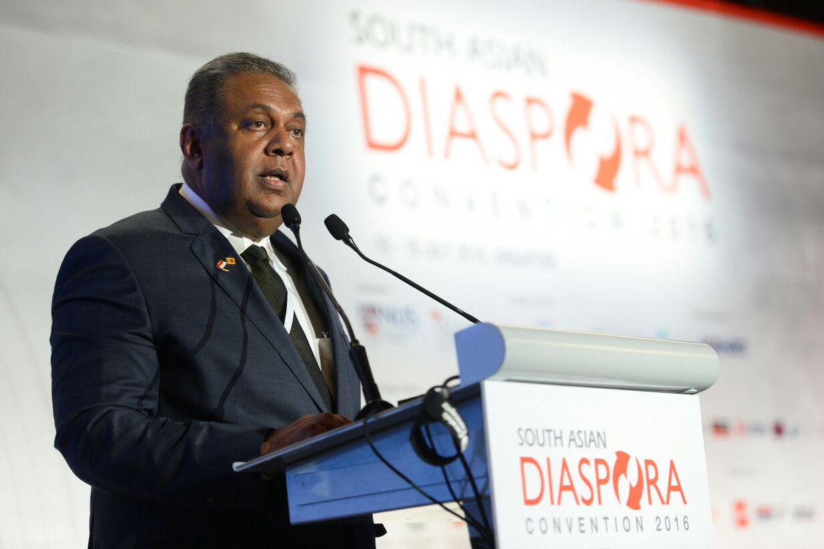 MFA_SriLanka's tweet photo. Foreign Minister @MangalaLK speaking at the plenary session on Geopolitics of South Asia @SAdiaspora2016 #lka https://t.co/nEtSSZ78wr
