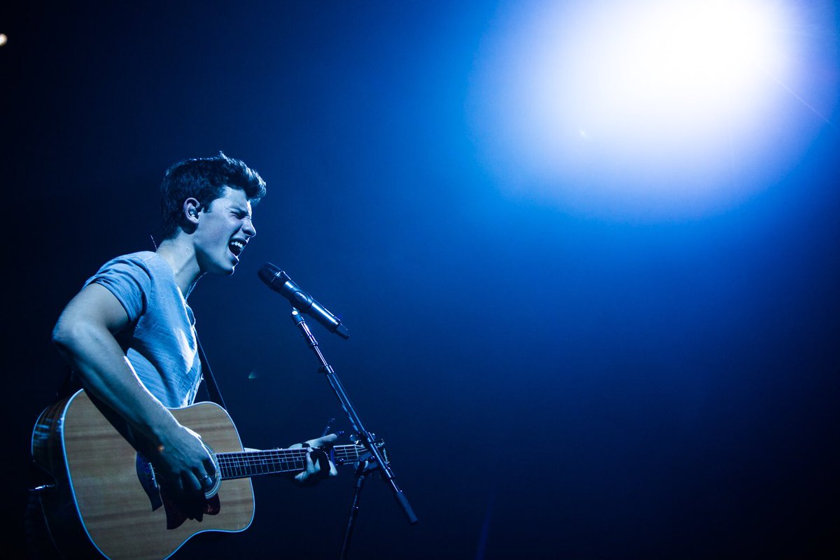 ShawnAccess's tweet photo. Amazing vibes tonight, show 5 ❤️ #ShawnWorldTourSanAntonio https://t.co/6KGI5Uctar
