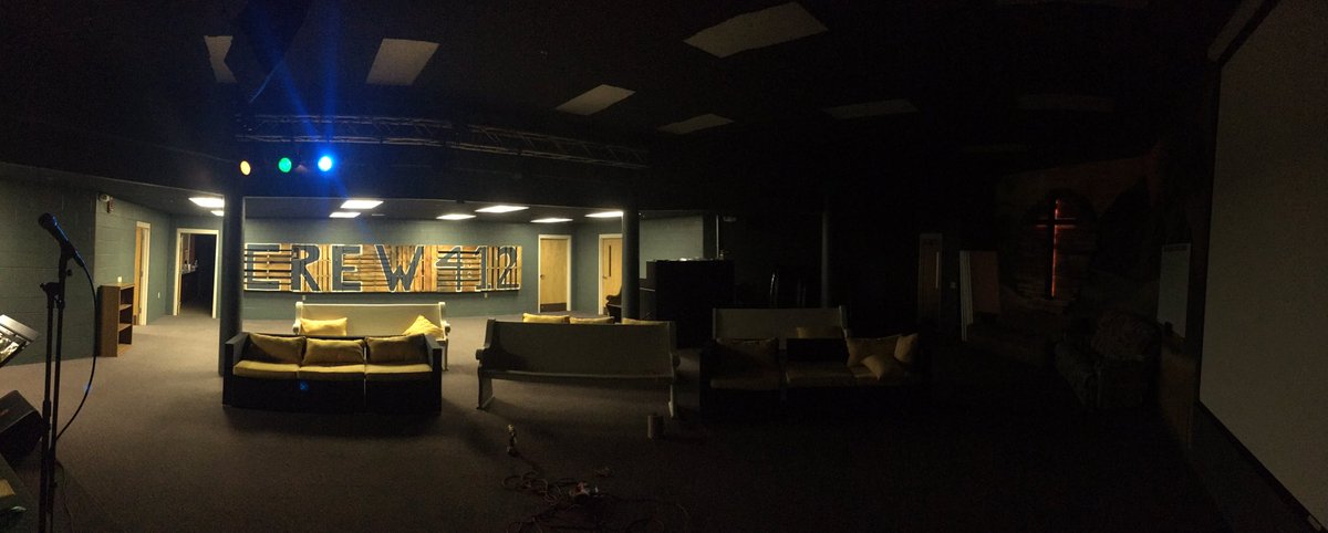 _Lukeoz's tweet photo. Ready for youth service tomorrow night! #Crew412 #NotTooYoung https://t.co/IDdtyqbiB9