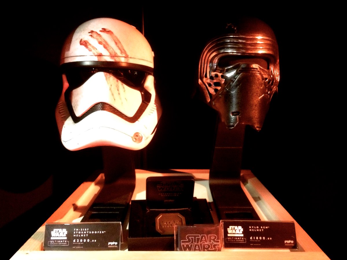 StarWarsSucker's tweet image. Has anyone got a few G to drop on this lot @PropshopUK? Time to consider remortgaging. #SWCE #SWCEPics #NewLevel