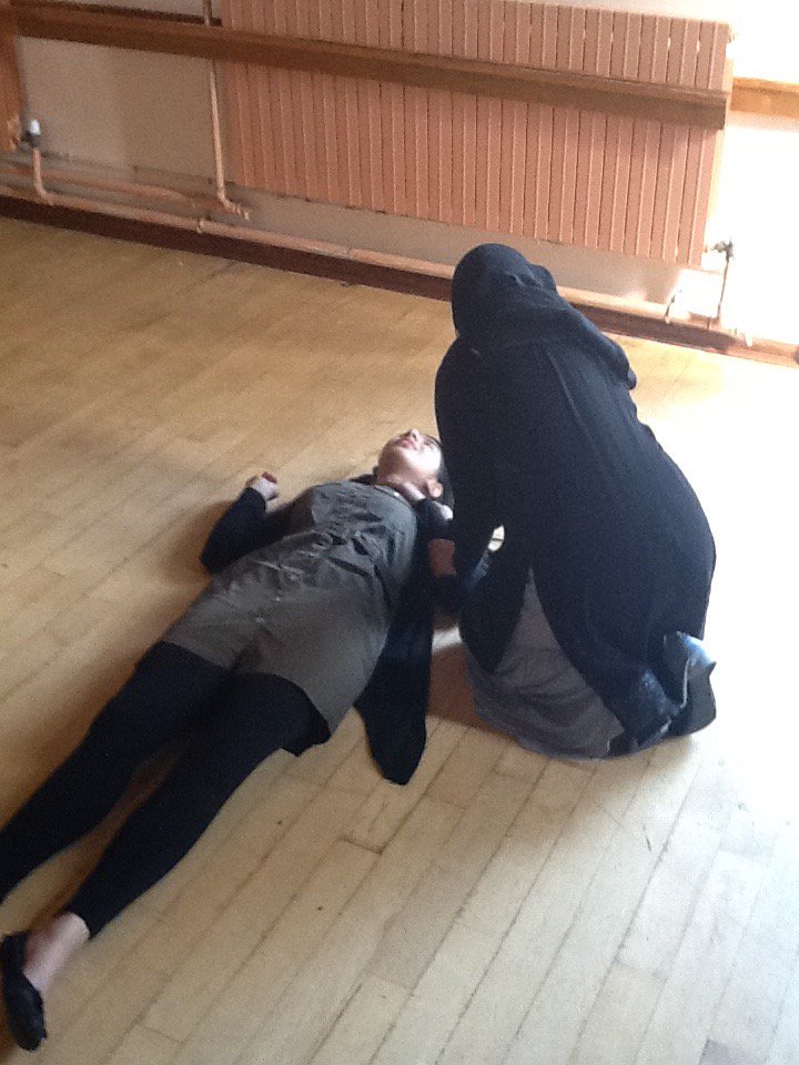 SwansSixthForm's tweet image. Our girls hard at work already preparing to save lives! @stjohnambulance #firstaid
