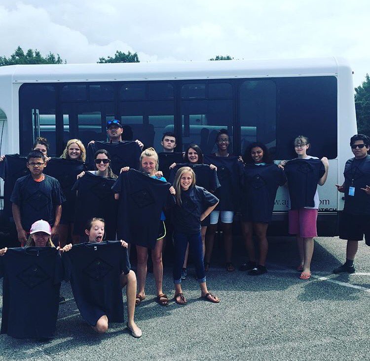 alyssajoyce1197's tweet photo. Camp was a SUCCESS with my favs #IAMcamp https://t.co/YGZhtg6kYe