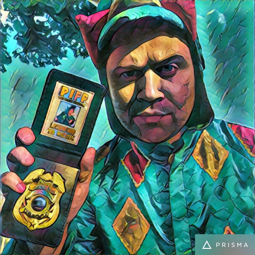 LVA334's tweet photo. @thepiff in his natural habitat. With a badge that declares him a genuine magic dragon! #pigffanart #brothersteve https://t.co/lltIuk2LuD