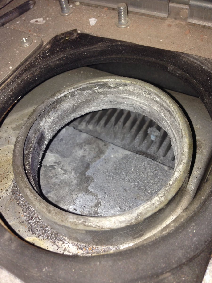Baxi service, emissions are way off with cover on, found that flue seal missing, not worn or shrunk, not there!!