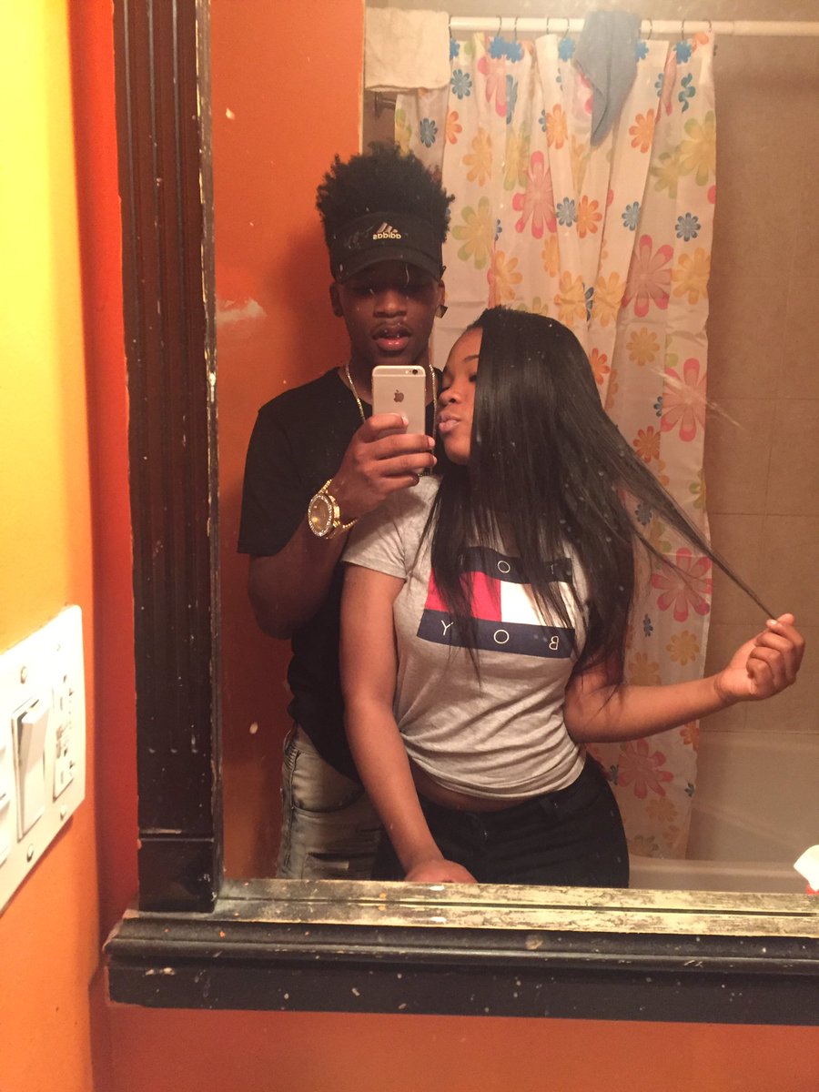 Famochinaa's tweet photo. My Nigga My Baby ❤️😝 https://t.co/17L66xPmK0
