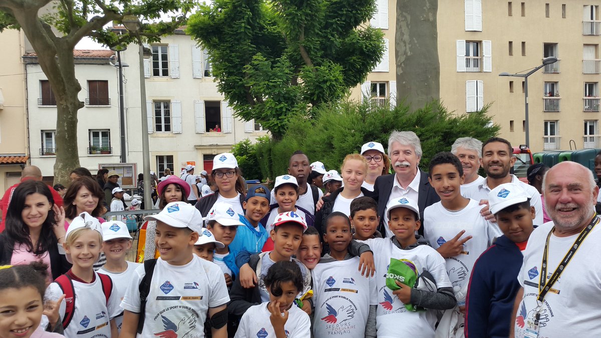 «Les Oubliés du sport», initié par le Secours populaire français avec le concours de la @FondationFDJ.