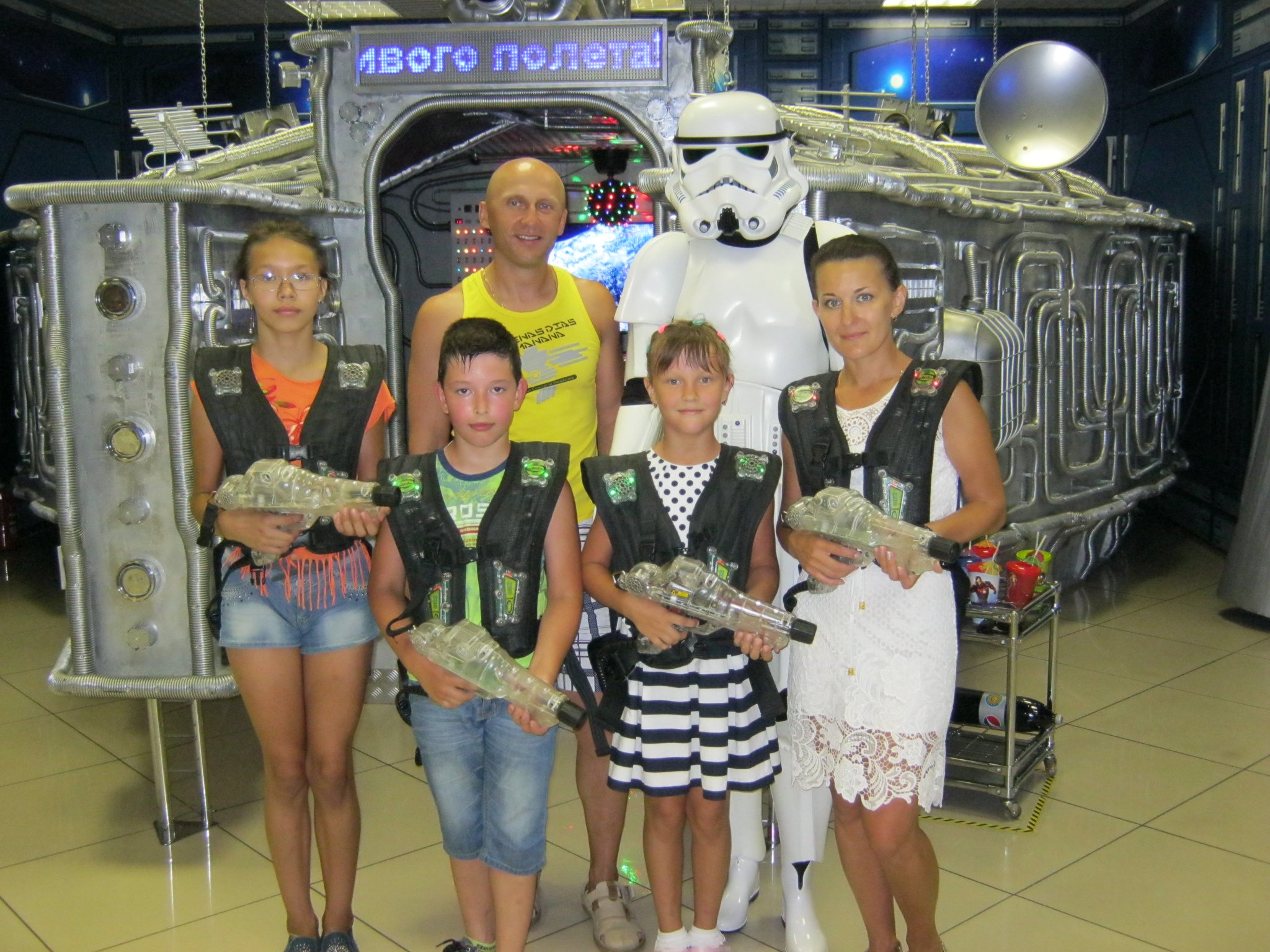 Лазерный клуб Портал on Twitter: \"#День_Рождения Альбины, прошел на Ура ...