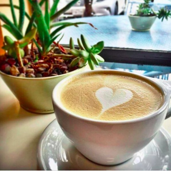 @RevolucionCoffee puts some serious love in their coffee! ☕️💗
📷dreammieeee/ #SanAntonio #CoffeeLover