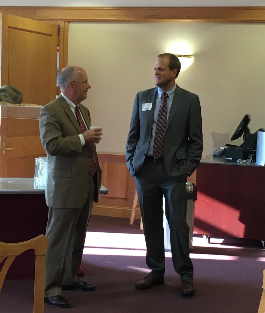 MSU_USA's tweet photo. #ClifsConnection is starting - welcome, #NewBears! @ClifSmart @MissouriState https://t.co/NEzVzshHzN