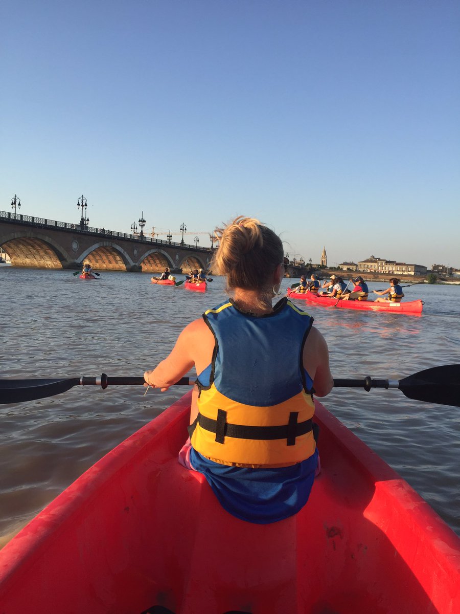 LamouJacobVi's tweet photo. Découverte de la Garonne autrement, en Canoë, une soirée géniale !! @BordeauxCanoe https://t.co/Bi3DV7pr4l