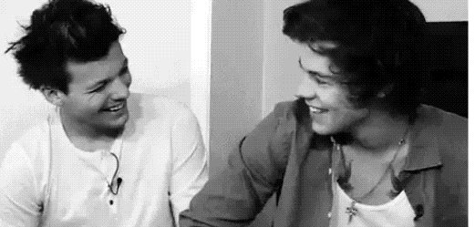 ladirectionerXD's tweet image. #LouisIsHarrysHome j&apos;ai retrouvé ça #oups😂😉😏