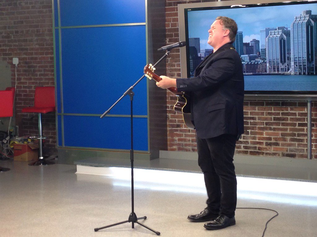 RhondaBrown5's tweet image. Great way to start the day! @charlieacourt singing less than 20 feet from my desk. #RefusetoFear Love the song.