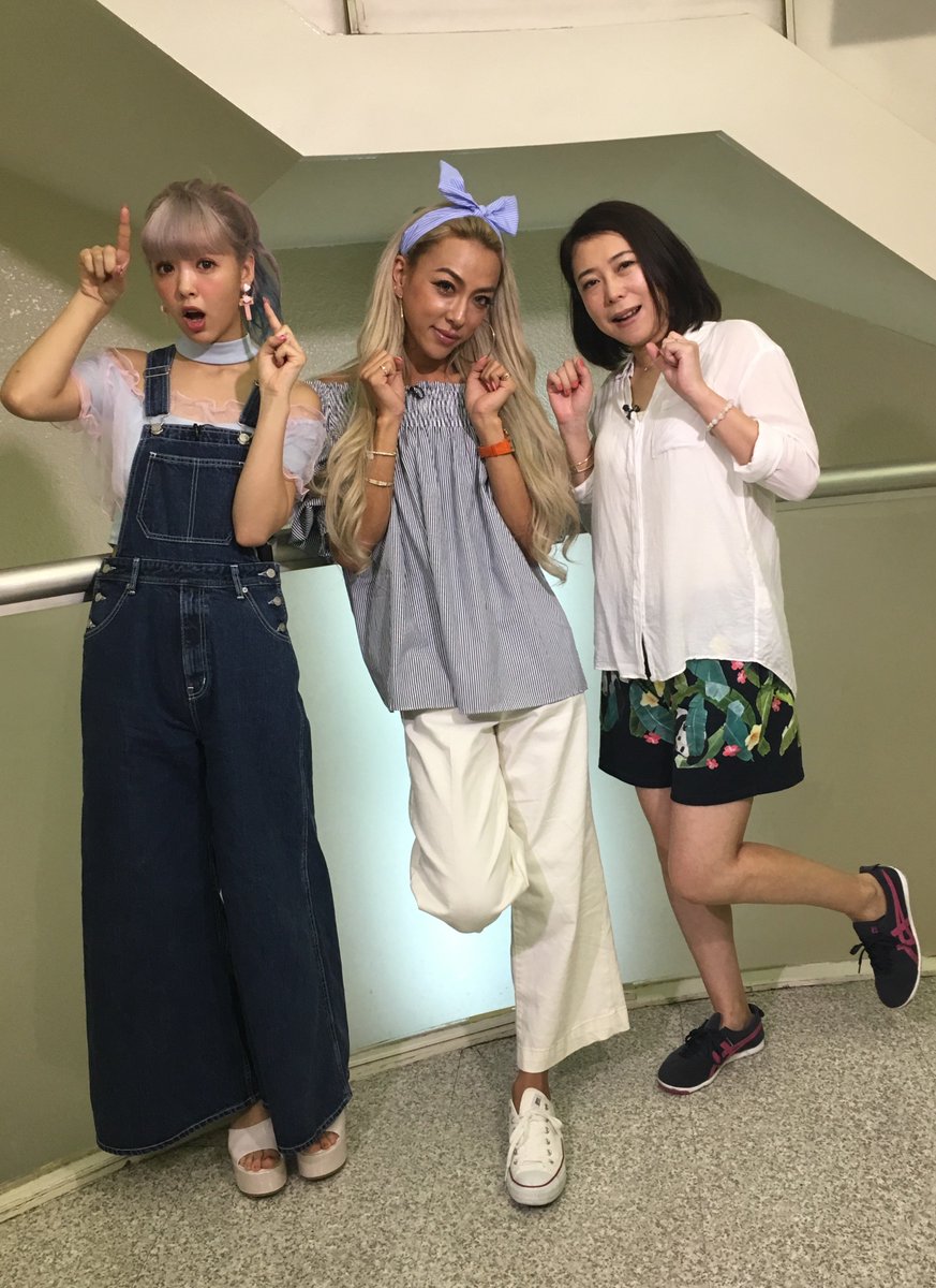 スッキリ 日本テレビ 明日の スッキリ は プチプラコーデの達人genkingさんとカリスマモデル藤田ニコルさんのファッションコーデ対決 またまた椿鬼奴さんをモデルにshibuya109で大人夏コーデを選びます 鬼奴さんのハートを射止めるのは