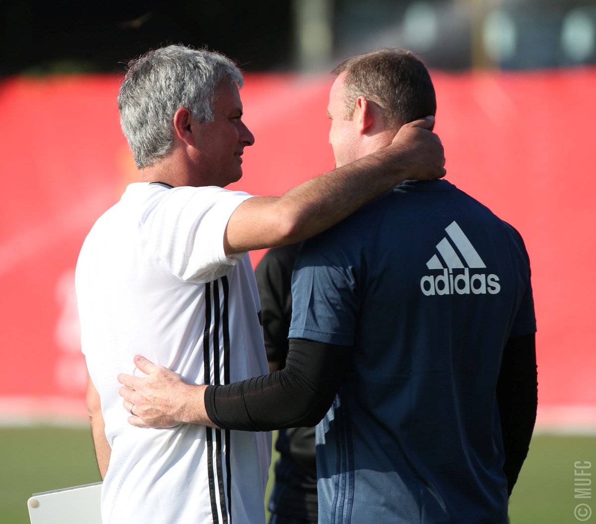 Devils_Latest's tweet image. Mourinho &amp;amp; Rooney in training #MUFC