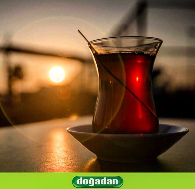 Günün batışı izlerken kendini demli bir çayla şımartmaya ne dersin ? #doğadan #biriyilikyapkendine #çay