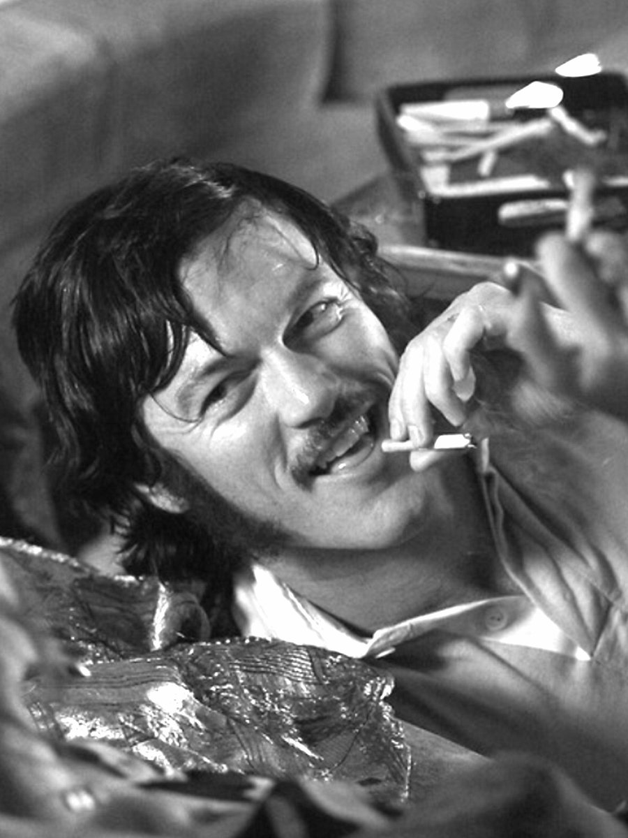 Luke Evans moustache tweet media