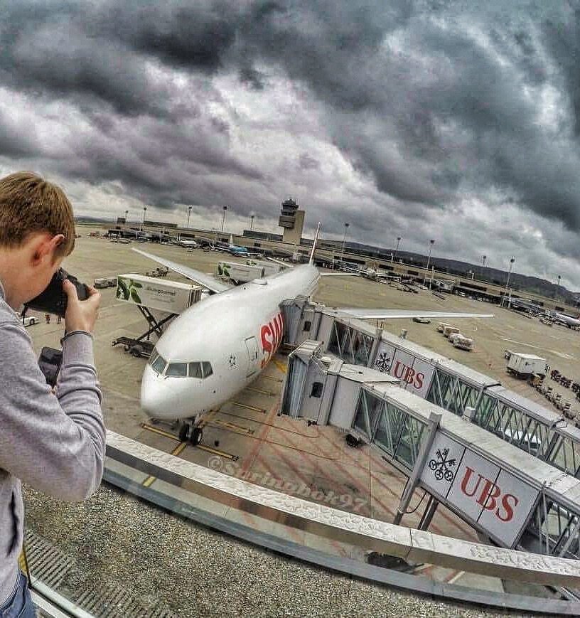 VicentNicola's tweet photo. #swiss #aviation #airplane #airport #travel #tsuworld #crew #pilot... https://t.co/9USYPCsf47 https://t.co/ap79ibTdhp
