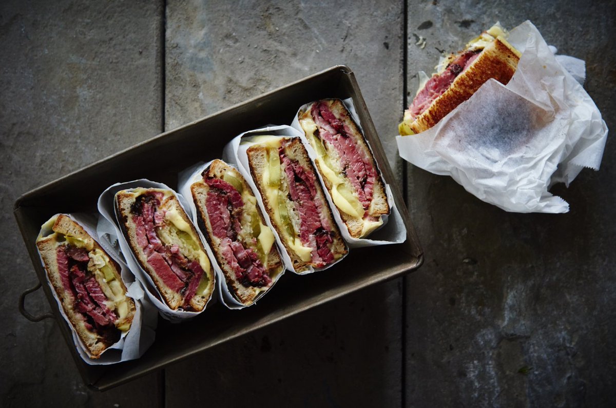 cureandcut's tweet image. "Cure + Cut are bringing the #MEATWAVE to Covent Garden" 
bit.ly/2abxC9Q
Thanks @LondONtheinside 💚