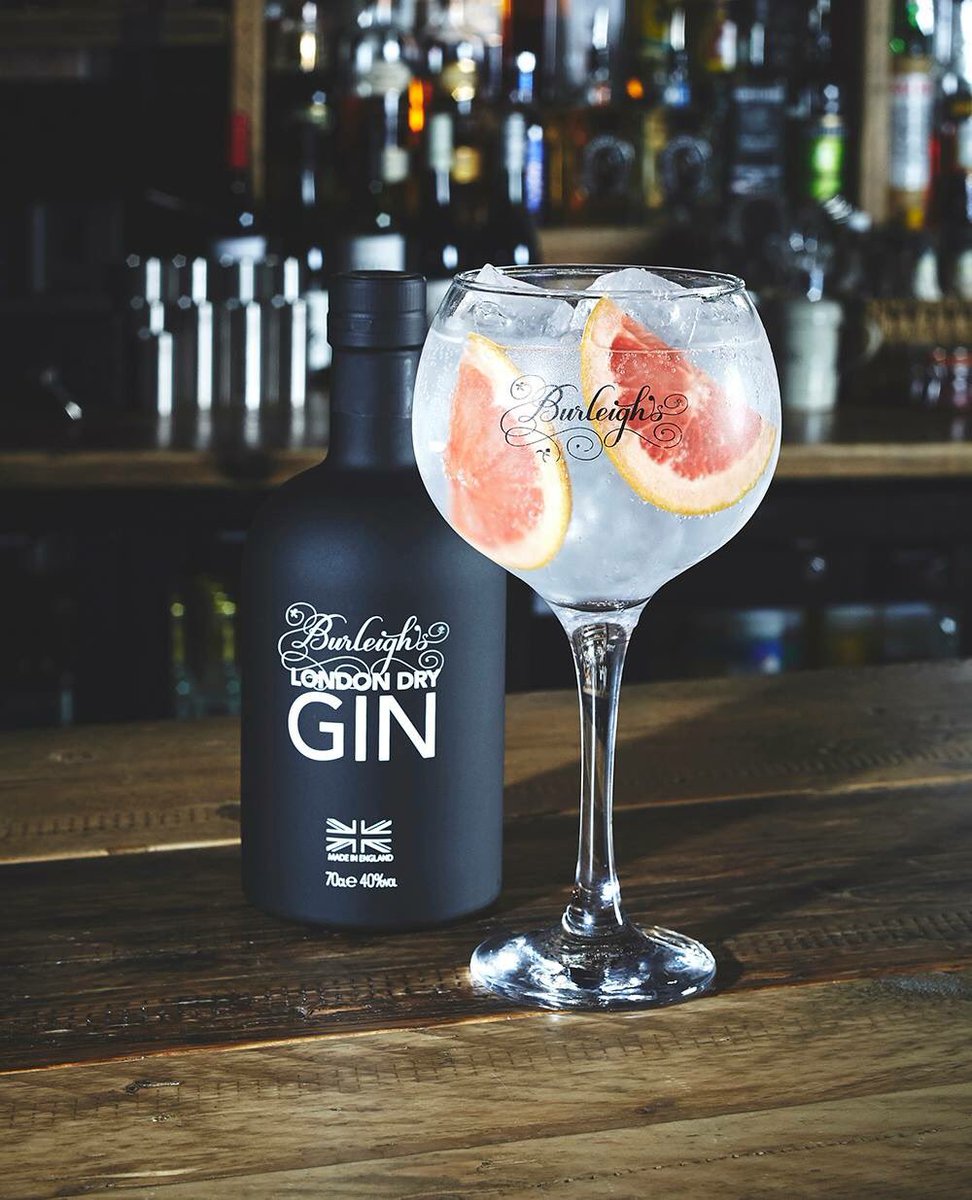 45GinSchool's tweet photo. Hot one at Gin School today - good job we've got plenty of these at hand #refreshingg&t @45GinSchool @burleighsgin https://t.co/KIspb8u6sX