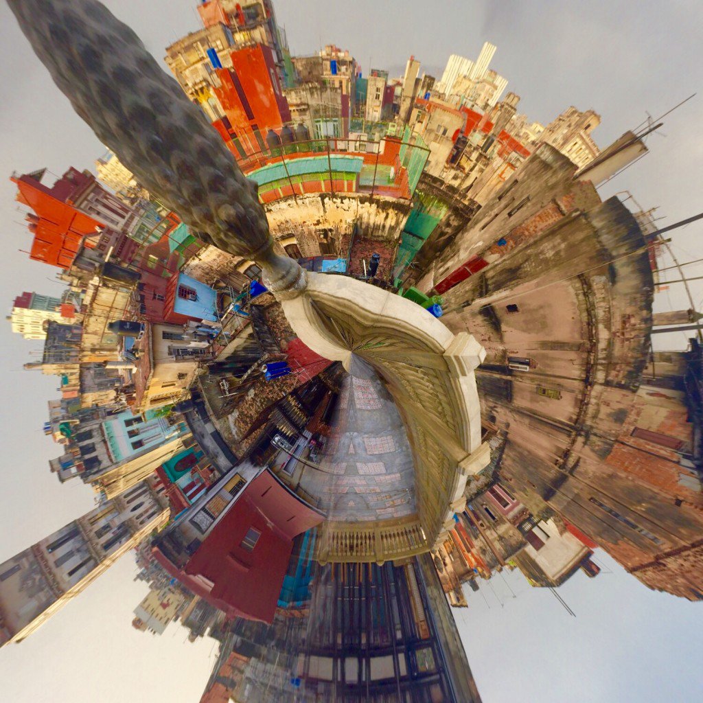 NancyMoon's tweet photo. Havana, Cuba :: those rooftops
#tinyplanetapp #havanacuba #havana #architecture #travel https://t.co/931PLPO0Fw