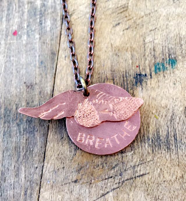 KristyHamArt's tweet photo. Just another running charm. #jewelry #art #runnerscharm https://t.co/NOqYbDj7ID